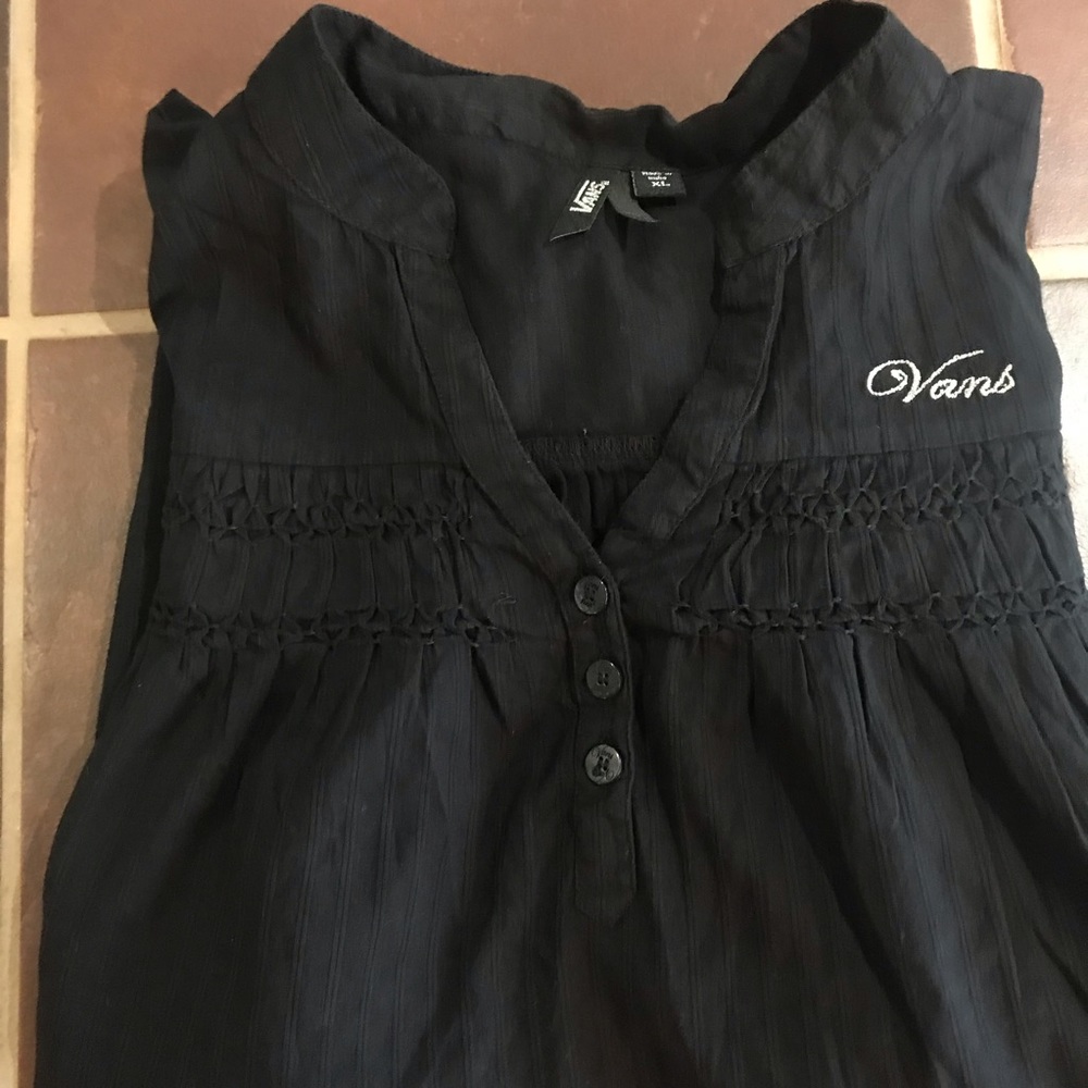 Authentic Women’s Vans Top